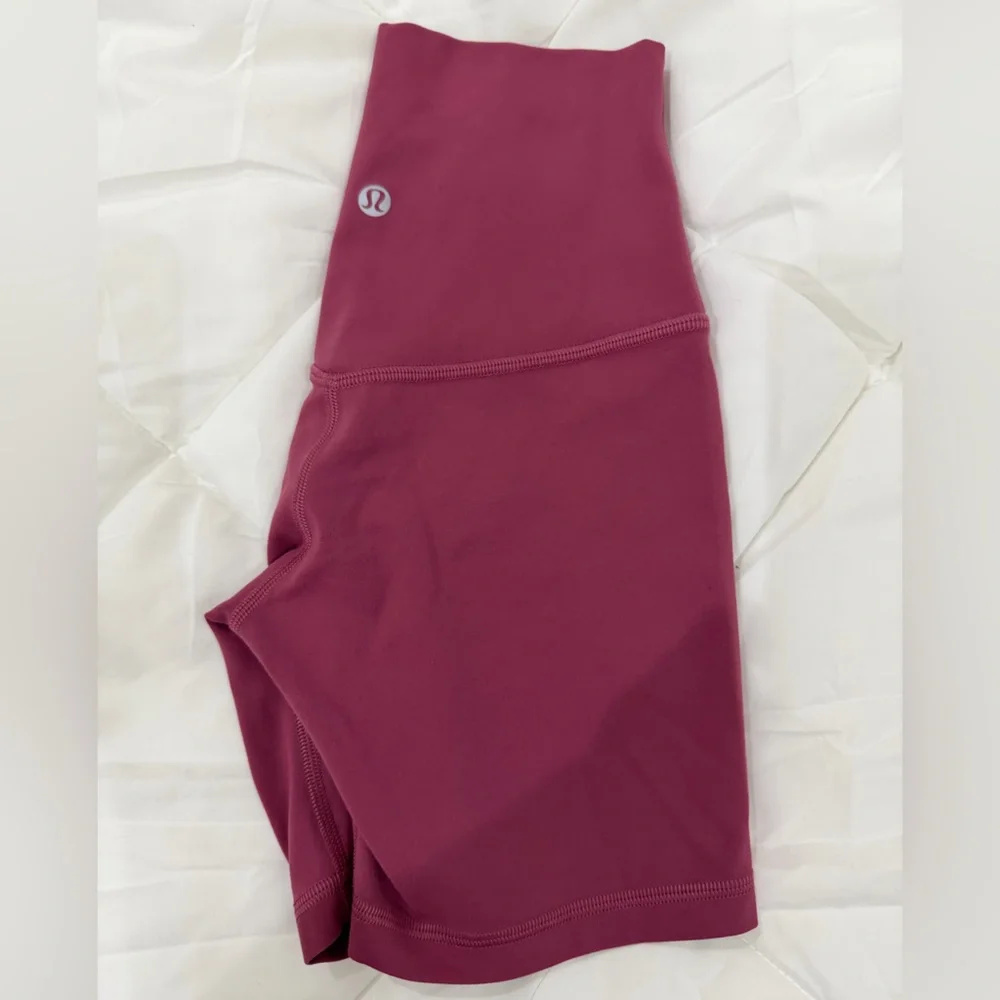 lululemon athletica Align size 0 Women's Plum Bike Shorts